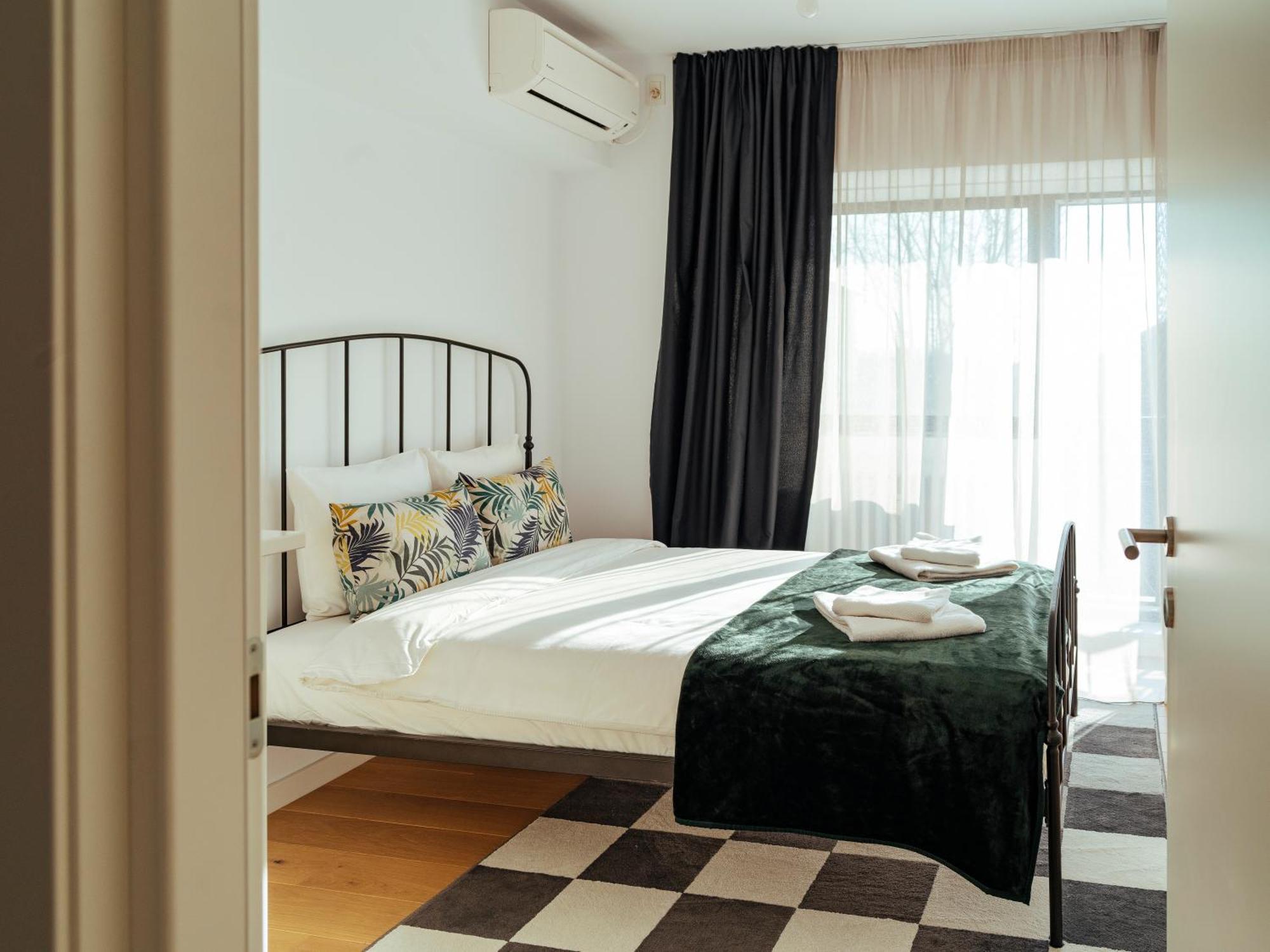 Central Modern Design Apartment Bucureşti Ngoại thất bức ảnh