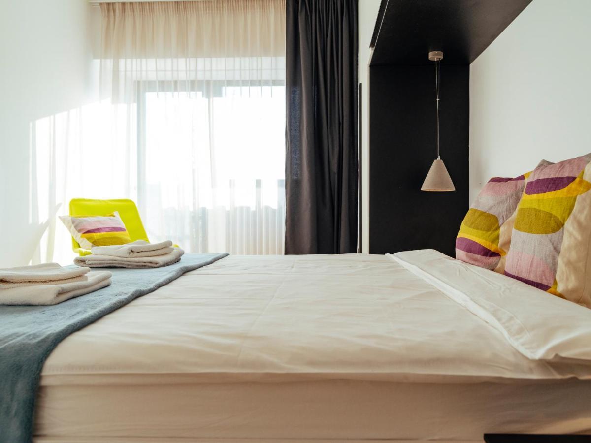 Central Modern Design Apartment Bucureşti Ngoại thất bức ảnh